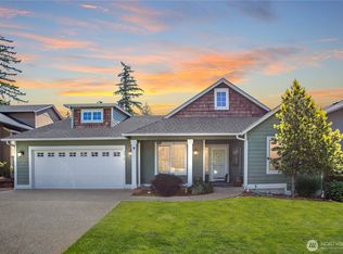 3016 Campus Prairie Loop NE, Lacey, WA 98516