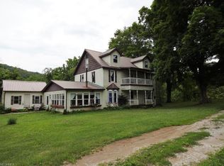 4287 Garfield Rd, Palestine, WV 26160