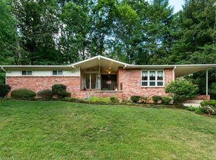 29 Rhododendron Pl, Asheville, NC 28805