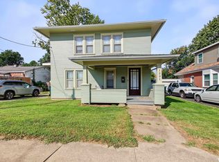 1231 N 12th St, Quincy, IL 62301