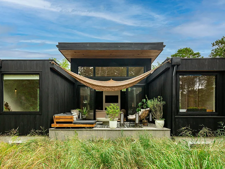 17 Bay View Ave — Photo 31