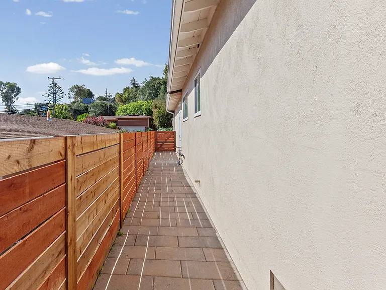 446 Luneta Dr #A — Photo 6