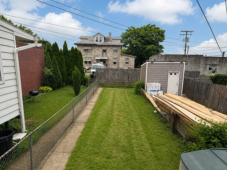 104 Willow Spring Rd — Photo 11