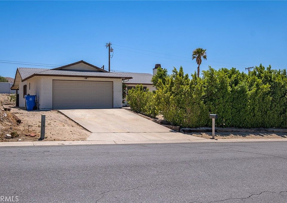 1st image of 13290 Avenida La Vis