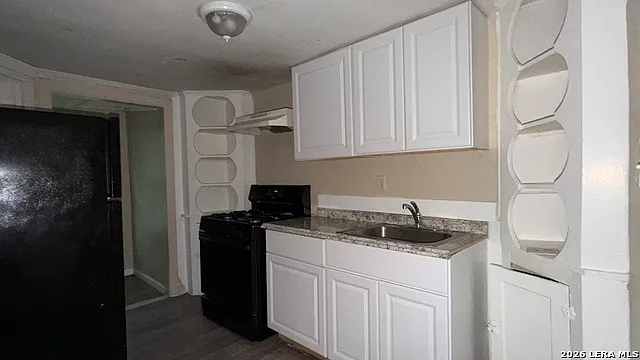 314 N Nueces #C — Photo 6