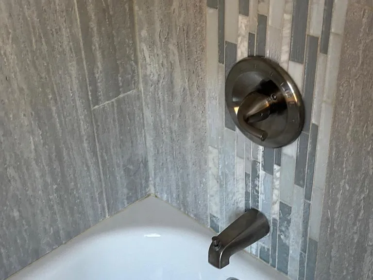 1612 W Lexington St — Photo 22