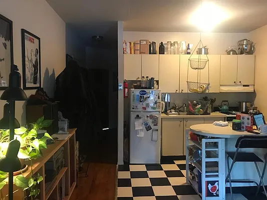 Rented by Grand & Co. | media 22