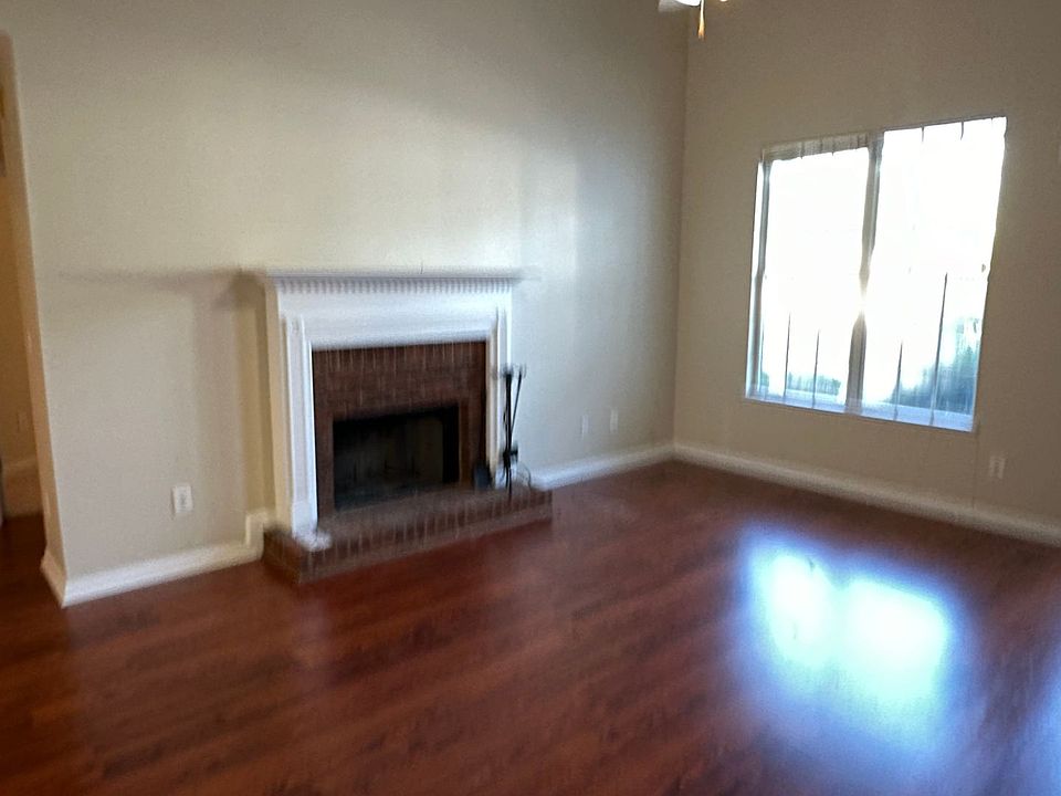 2nd image of 70 Pine Park Cir