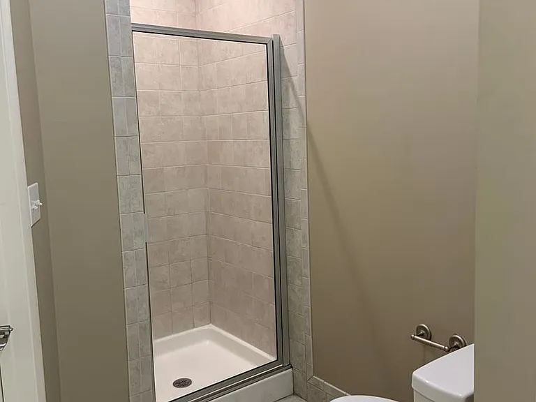 605 W Market St #416 — Photo 15