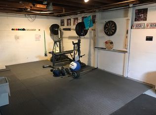 75 Lunt Rd, Falmouth, ME 04105