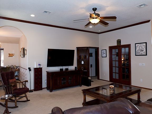 2nd image of 1613 Briarcreek
