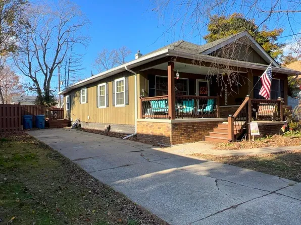 603 Hickman St, Benton, IL 62812
