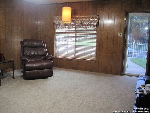 3rd image of 223 Yolanda Dr