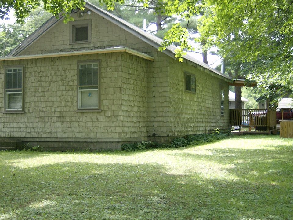 1st image of 2975 2nd Ave