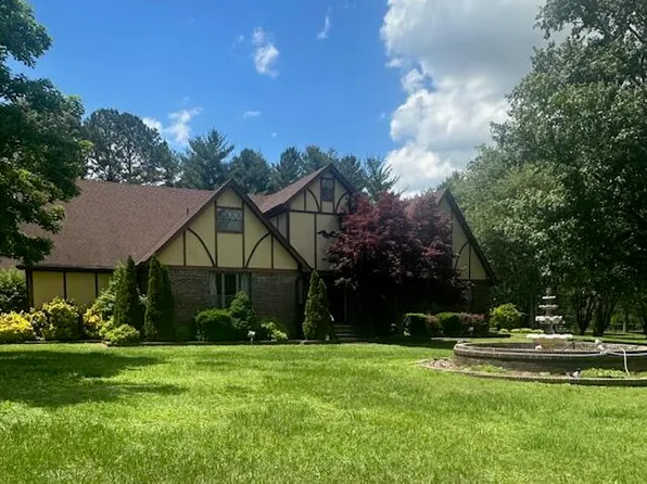 63 Townsend Dr, Ringgold, GA 30736