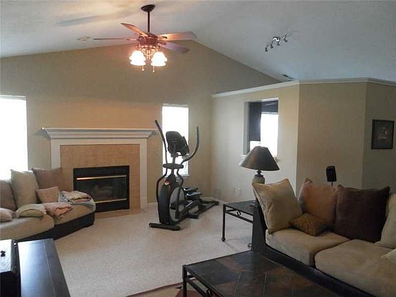 4th image of 7752 Winding Creek Dr