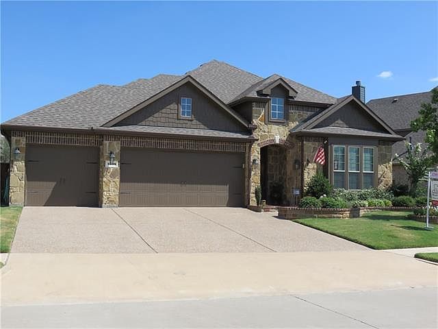 1st image of 4605 Moonlight Dr