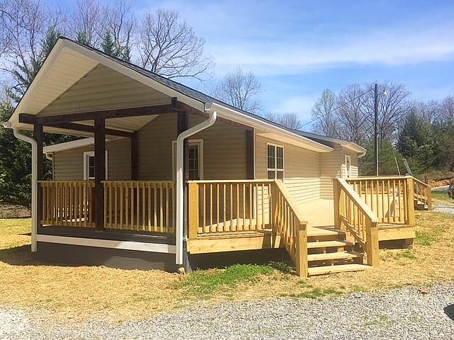 1st image of 64 Pine Mountain Dr