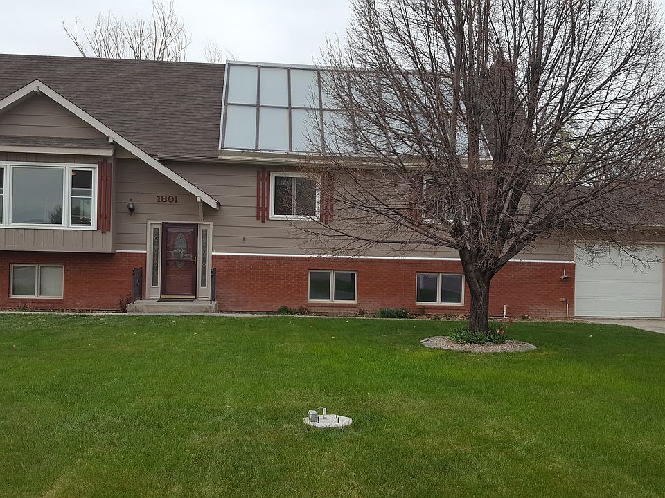1st image of 1801 Circle Dr