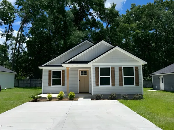 65 Chickat Trl, Crawfordville, FL 32327