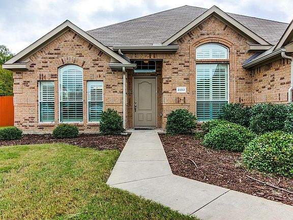 2nd image of 2353 Lake Hollow Cir