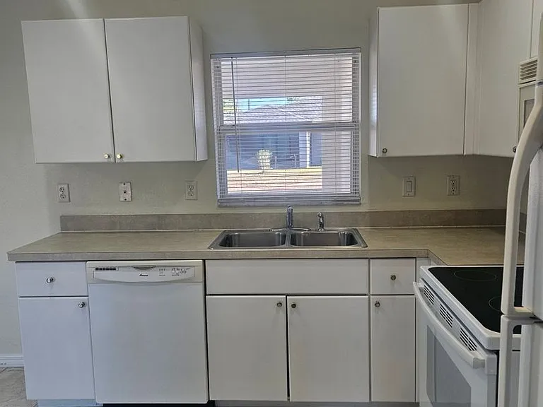 7450 Blutter Rd — Photo 18