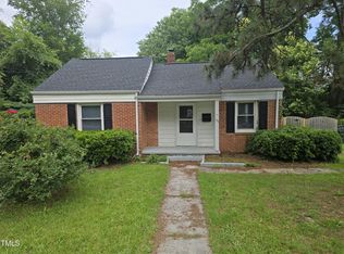 704 N King Charles Rd, Raleigh, NC 27610