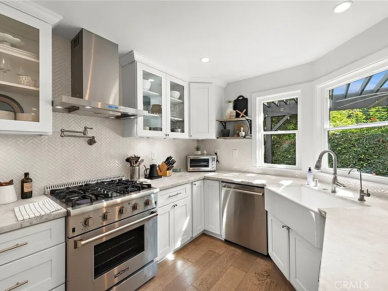 12628 Newport Ave — Photo 11