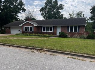 305 W Kelly St, California, MO 65018