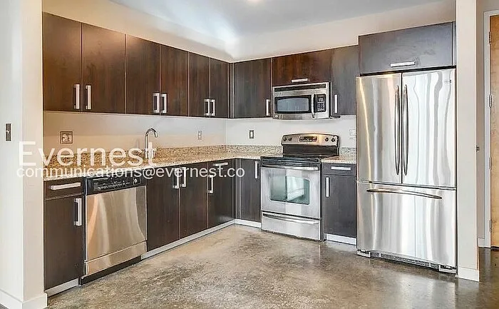 600 12th Ave S #619 — Photo 3