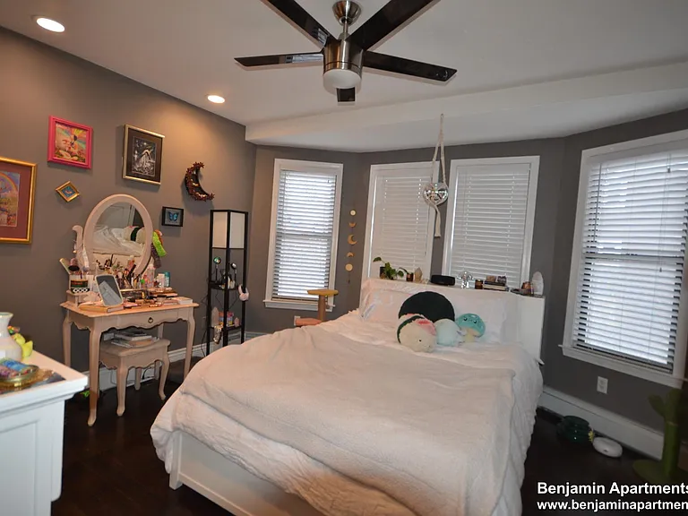 60 Florida St #2 — Photo 13