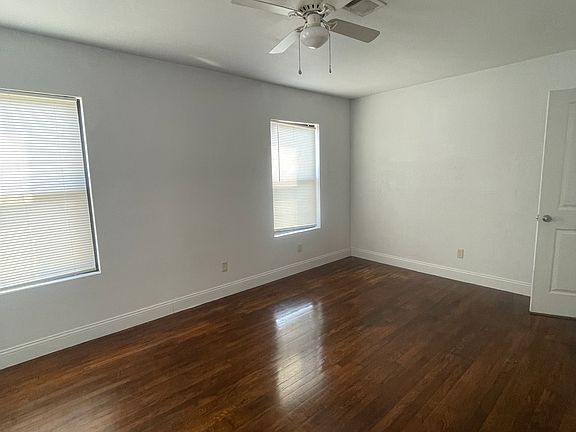 4th image of 717 Conway Dr