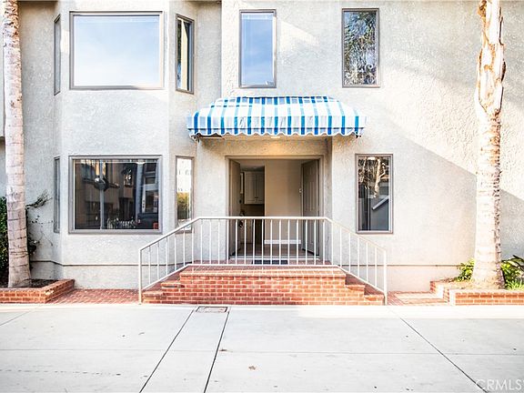 3rd image of 71B Surfside Ave