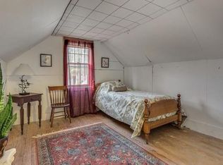 2 Pine Hill Rd, Bedford, MA 01730