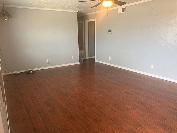 2nd image of 890 SE 1001st #1001