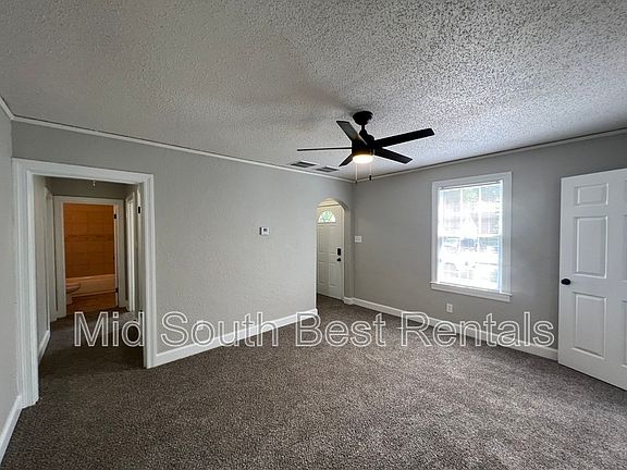 2nd image of 1016 Palermo Ave