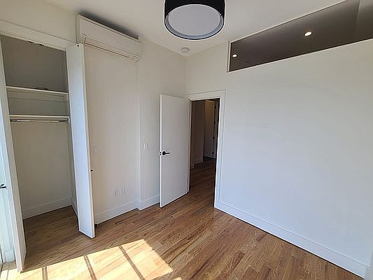 5th image of 340 E 134th St APT 4