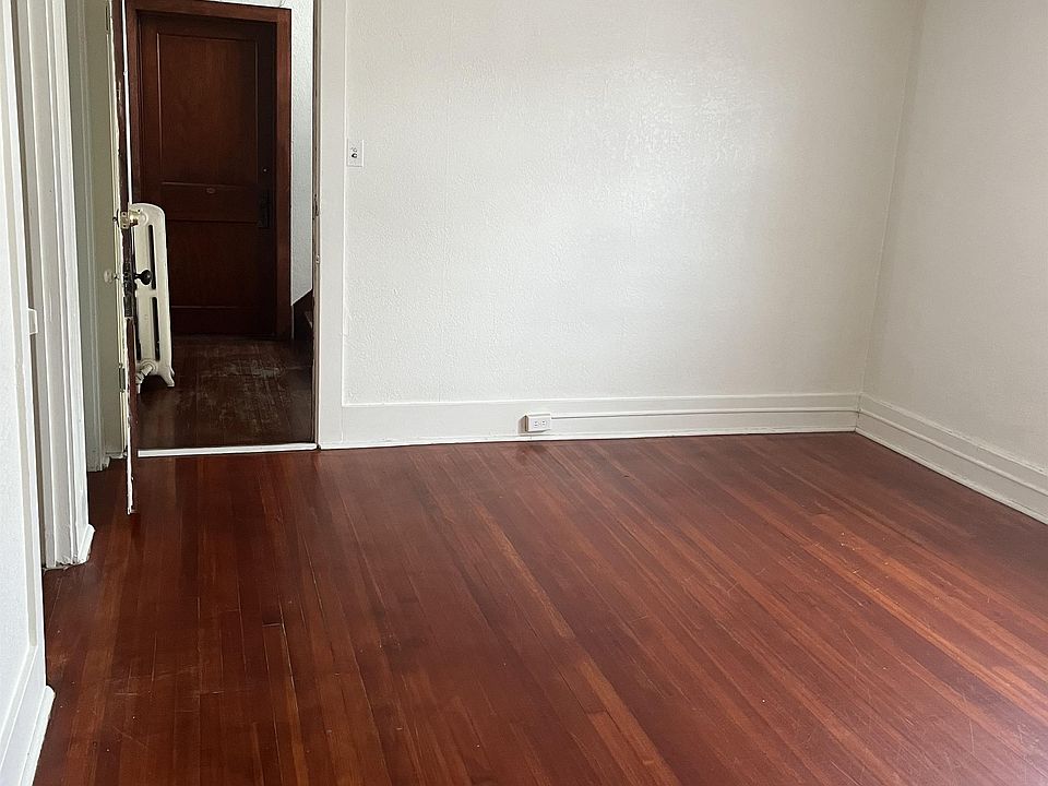 1st image of 604 6th Ave #8