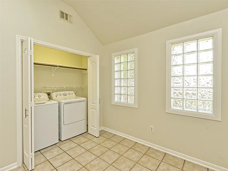 11 Troon Dr — Photo 12