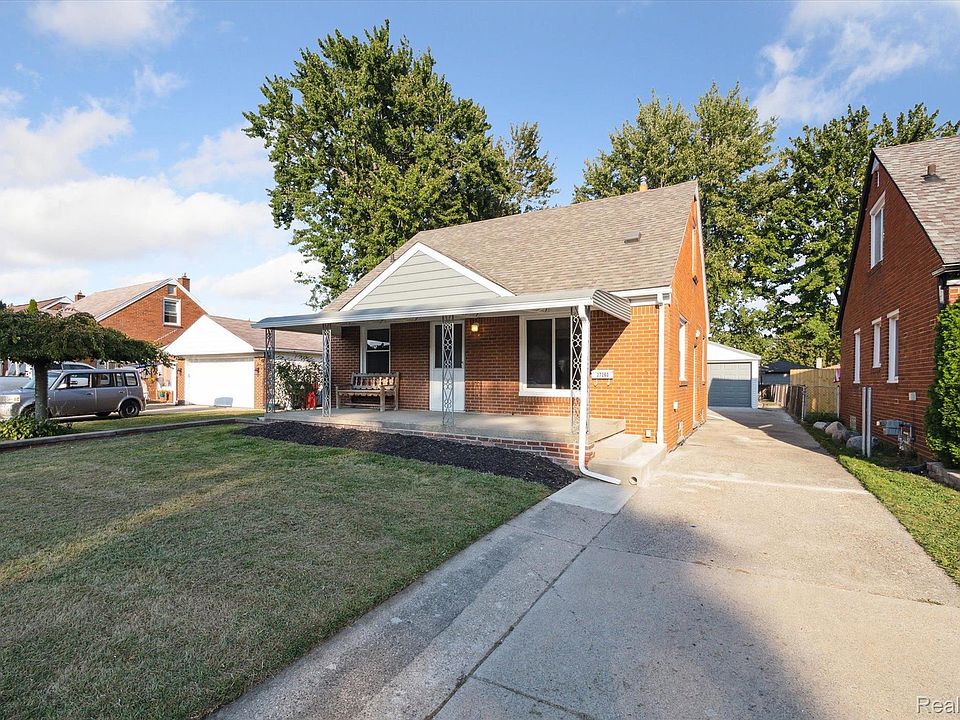 1st image of 27260 Leroy St