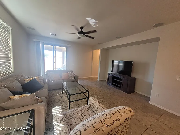 8042 S Dolphin Way — Photo 3