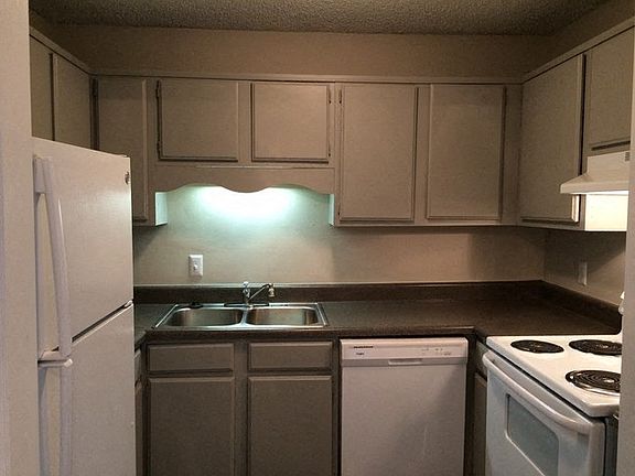 4th image of 110 Harris St #4L