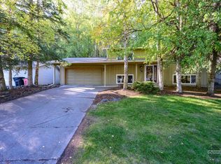 2430 Glenkerry Dr, Anchorage, AK 99504