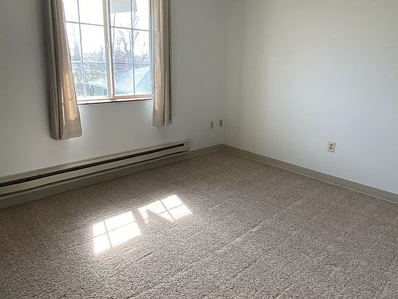 4th image of 208 Glenda Dr #220-9