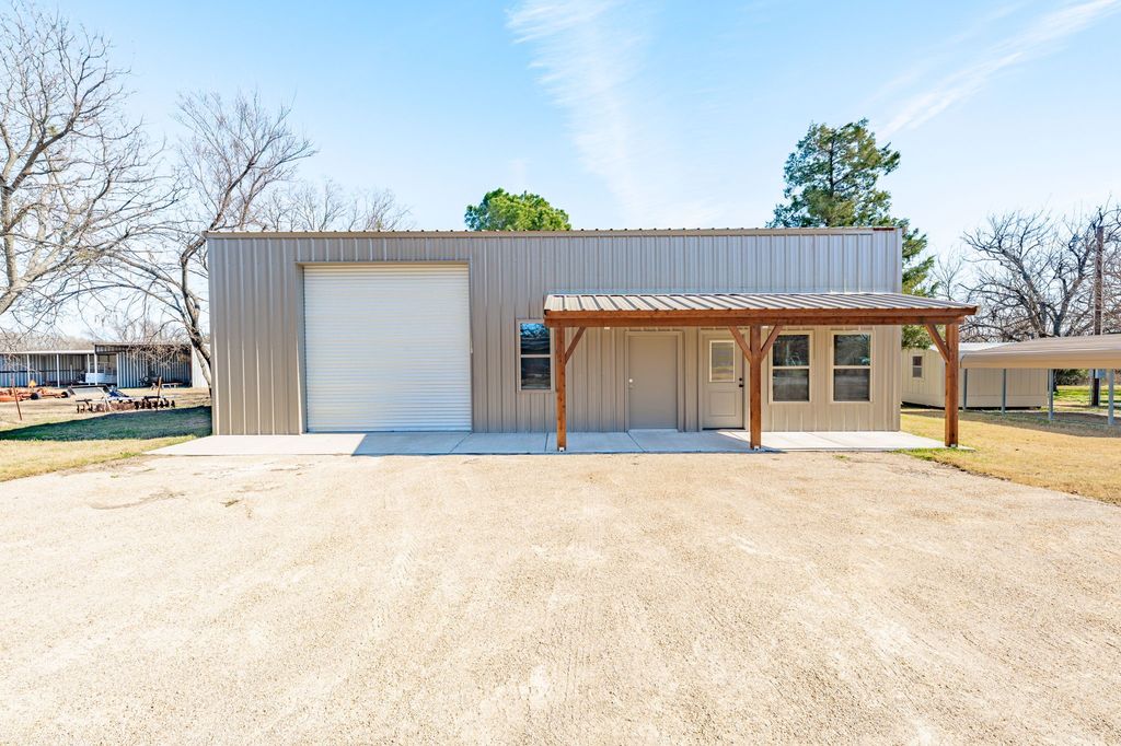 483 Private Road 729, Bluff Dale, TX - View 2