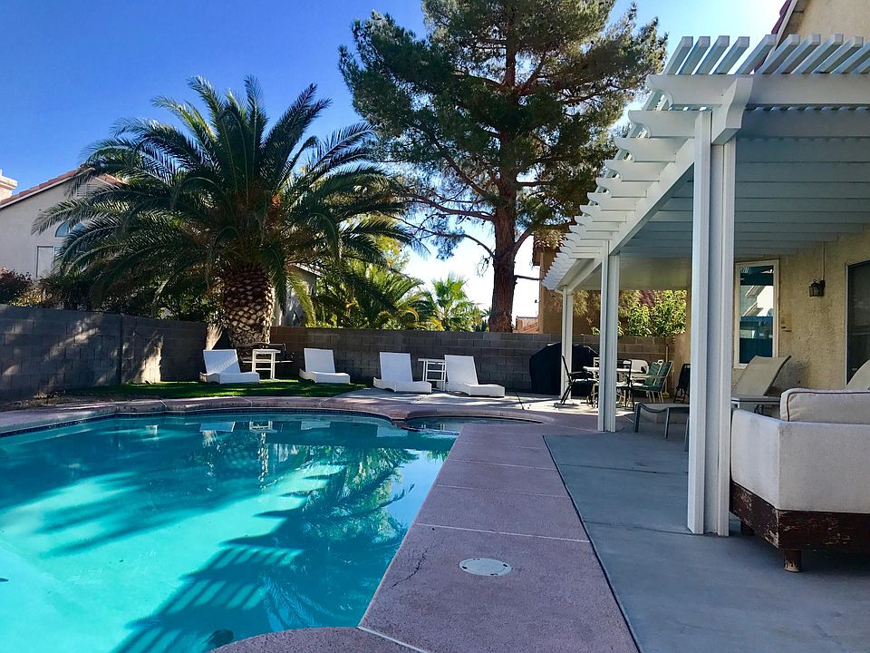 1st image of 6464 La Palma Pkwy #1