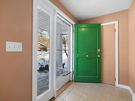 5th image of 136 Hosmer St #136