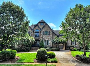 2100 Climbing Rose Ln, Matthews, NC 28104