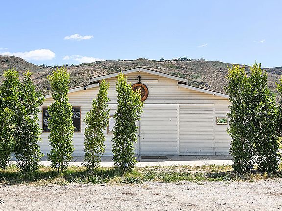 2nd image of 11664 Santa Rosa Rd