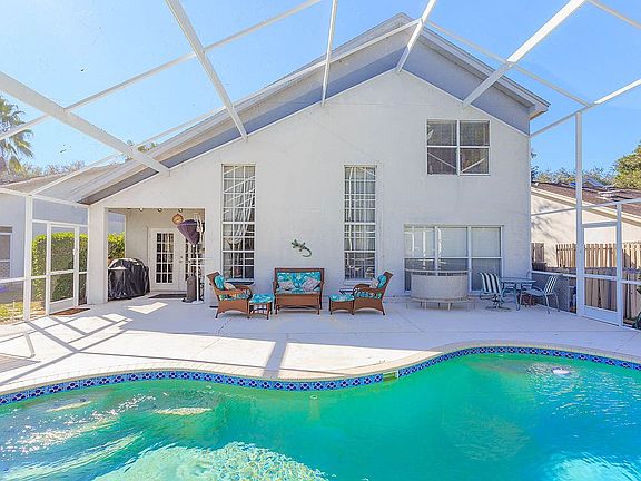 Pool - Home